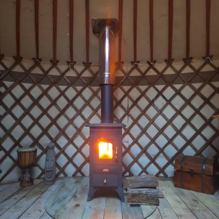 Campismo de Luxo Jurte Fuer Naturliebhaber